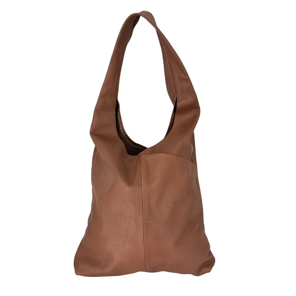 Komal C Leather Hobo Bag Womens Large Caramel Excellent Slouchy Boho Shoulder